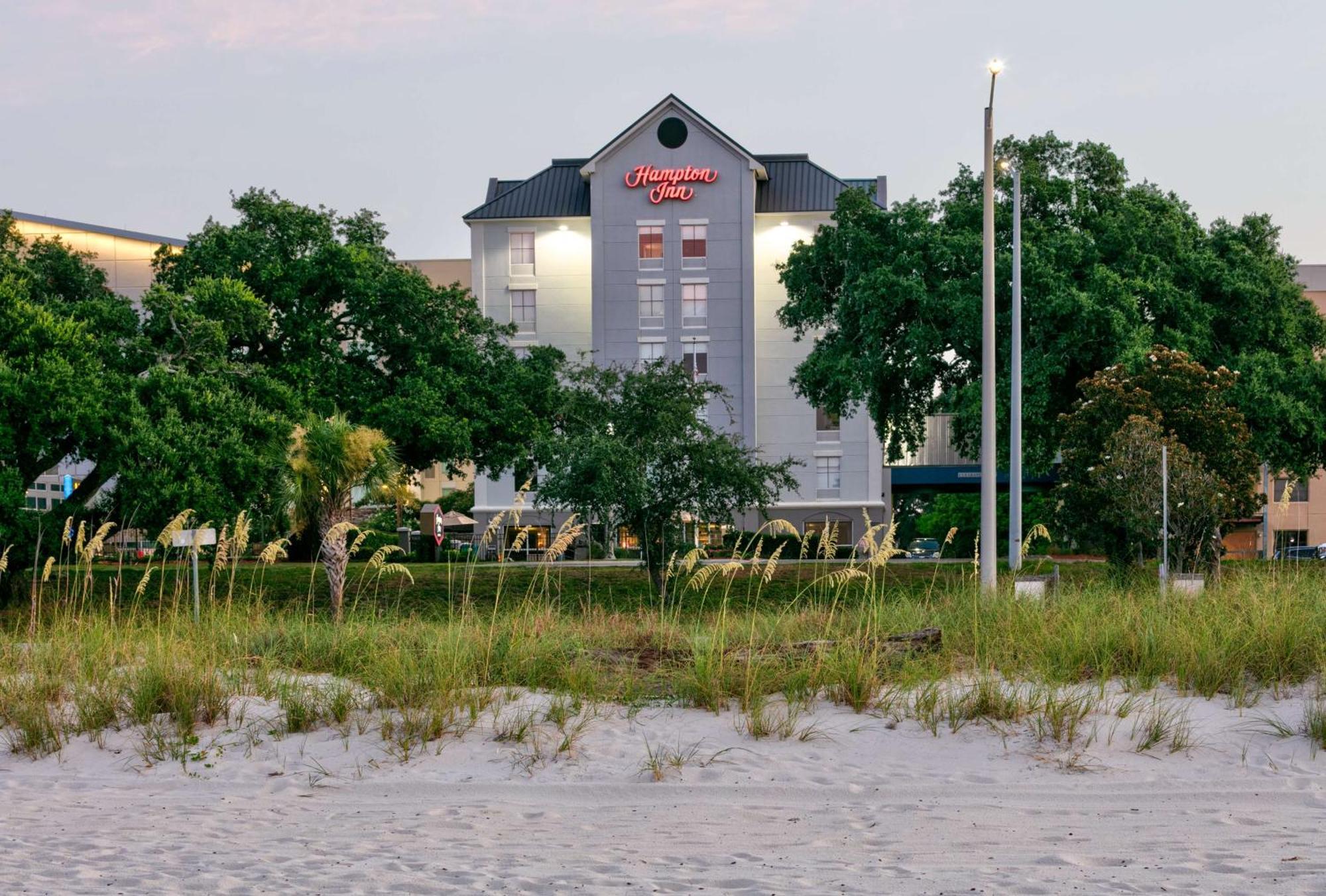 Hampton Inn Biloxi Beach Boulevard Exterior photo